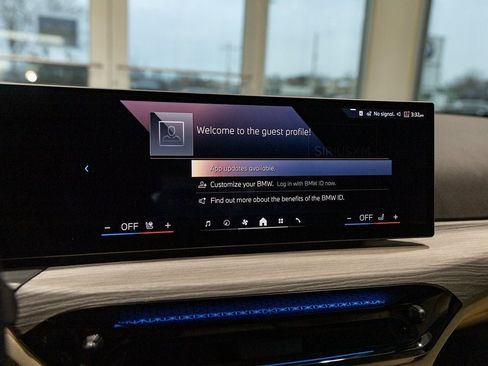 New 2026 BMW 330i xDrive Sedan w/ Convenience Package image 28