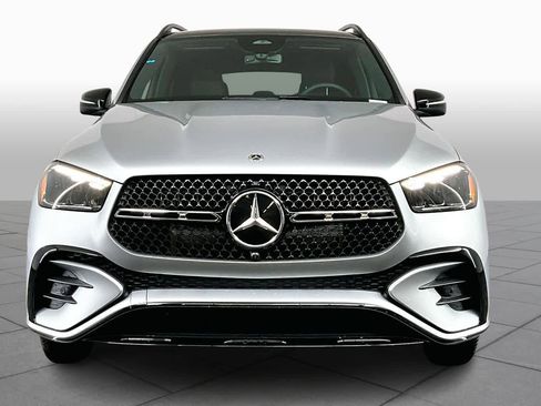 New 2026 Mercedes-Benz GLE 450 4MATIC image 3