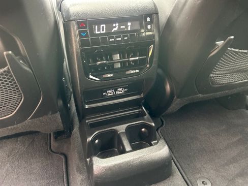 Used 2023 Jeep Grand Cherokee L Laredo AWD/4WD image 25
