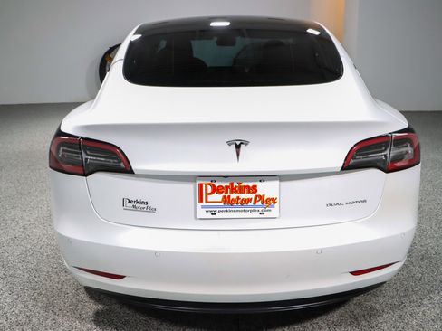 Used 2022 Tesla Model 3 Long Range image 8