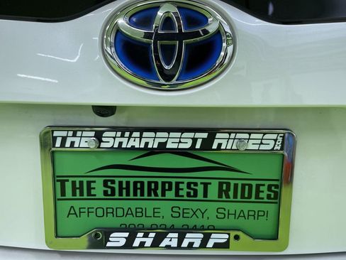 Used 2018 Toyota Prius Prime Advanced image 12