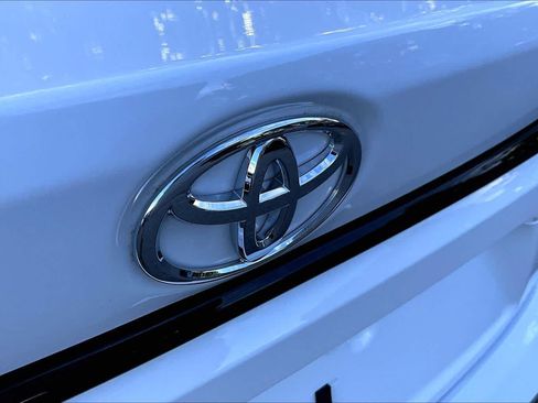 Certified 2026 Toyota Corolla LE w/ Carpet Mat Package (TMS) FWD image 29