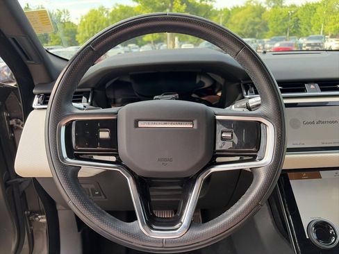 Used 2021 Land Rover Range Rover Velar R-Dynamic S AWD/4WD image 17