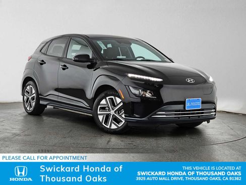 Used 2023 Hyundai Kona SE w/ Cargo Package FWD image 1