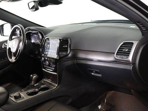 Used 2021 Jeep Grand Cherokee Limited X image 30