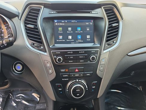 Used 2018 Hyundai Santa Fe Sport w/ 2.4L Value Package 02 image 11