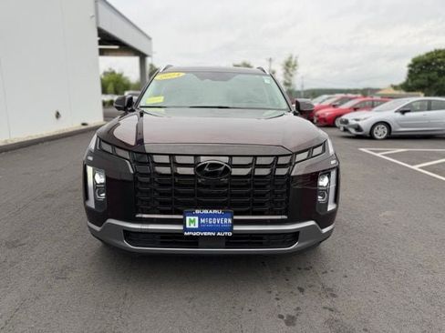 Used 2024 Hyundai Palisade SEL w/ Premium Package AWD/4WD image 3
