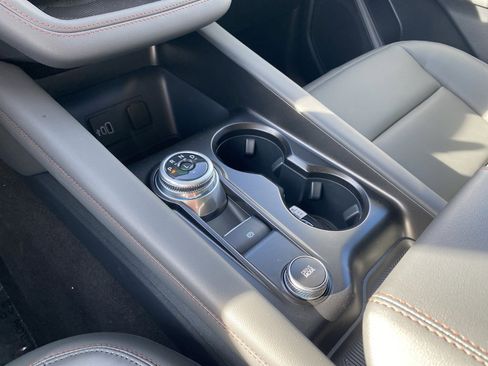 New 2026 Ford Explorer Active w/ Active Comfort Package image 12