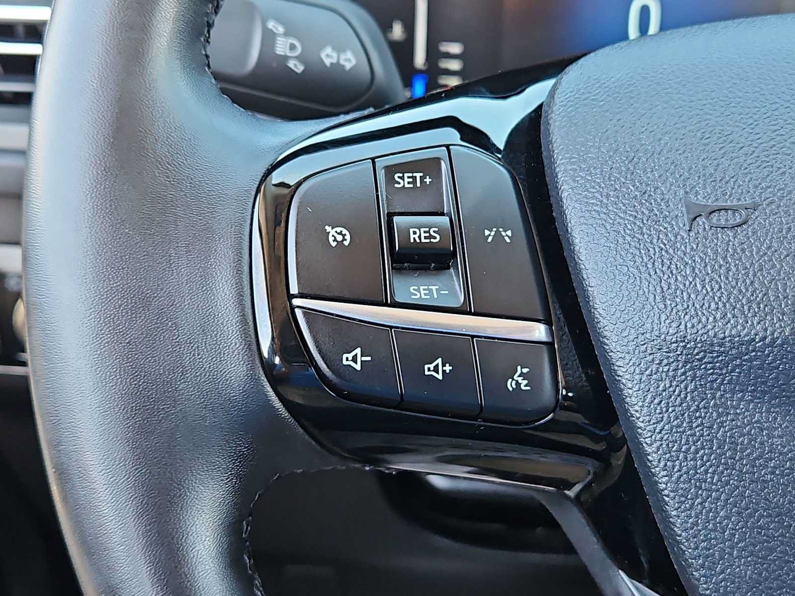 Used 2024 Ford Escape Active AWD/4WD image 23