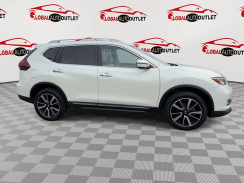 Used 2020 Nissan Rogue SL w/ Premium Package AWD/4WD image 9