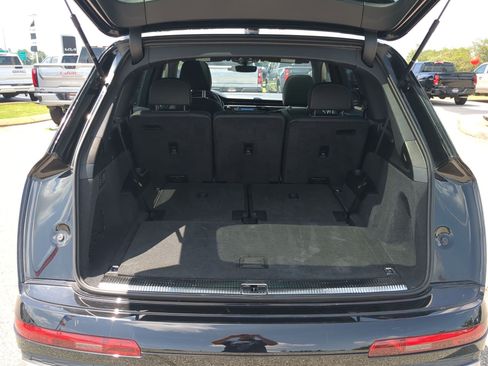 Used 2025 Audi Q7 3.0T Premium Plus AWD/4WD image 24