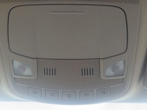 Used 2017 Ford Fusion SE FWD image 23