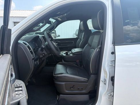 Used 2026 RAM 2500 Laramie AWD/4WD image 19