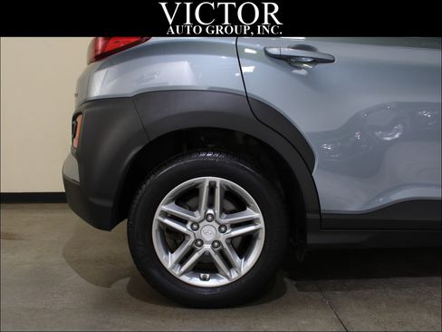 Used 2020 Hyundai Kona SE image 12