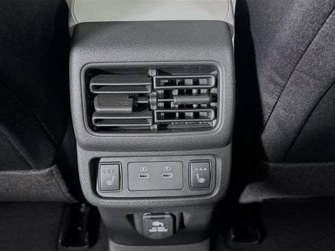 New 2026 Nissan Leaf Platinum+ FWD image 26