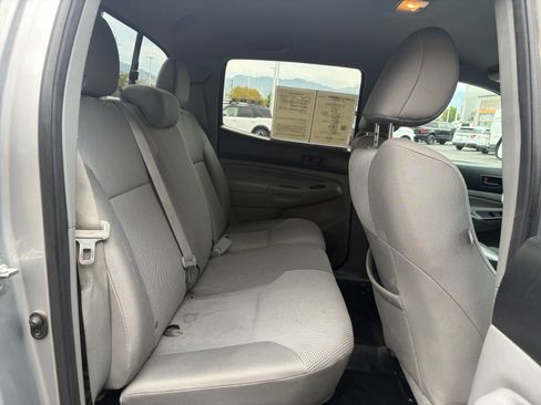 Used 2014 Toyota Tacoma 4x4 Double Cab w/ TRD Sport Package image 29