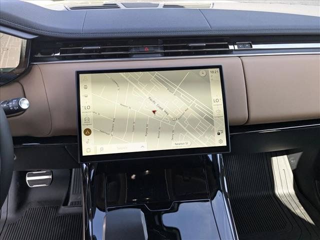 New 2026 Land Rover Range Rover Sport Dynamic SE AWD/4WD image 12
