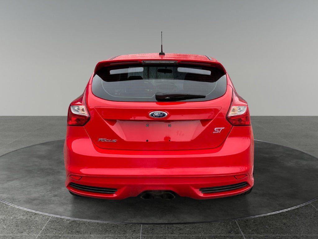 Used 2013 Ford Focus ST FWD image 10