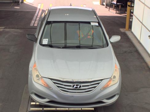 Used 2011 Hyundai Sonata GLS w/ Popular Equipment Pkg 2 image 2