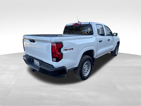 Used 2023 Chevrolet Colorado W/T w/ Advanced Trailering Package AWD/4WD image 5