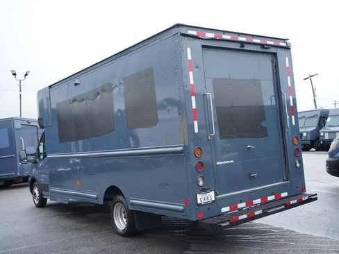 Used 2021 Ford Transit 350 DRW RWD image 7
