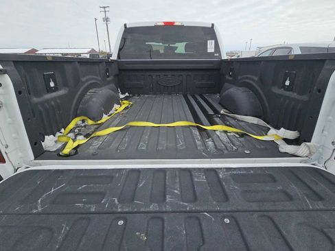 Used 2017 Ford F150 XLT image 21