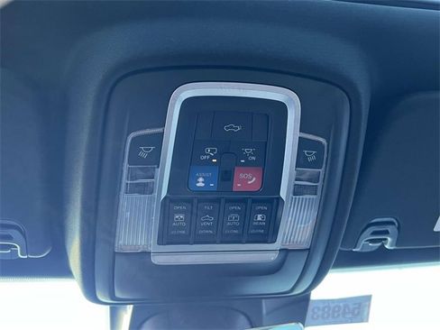 Used 2022 RAM 1500 Limited image 34