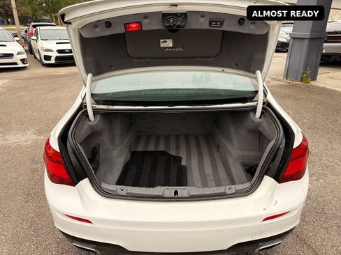 Used 2015 BMW 750Li RWD image 29
