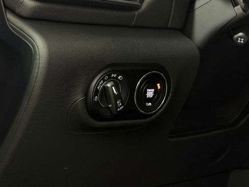 Used 2023 Maserati Levante Modena image 26