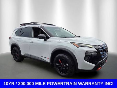 Used 2025 Nissan Rogue SV w/ Rock Creek Premium Package AWD/4WD image 7