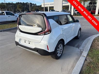Used 2023 Kia Soul LX