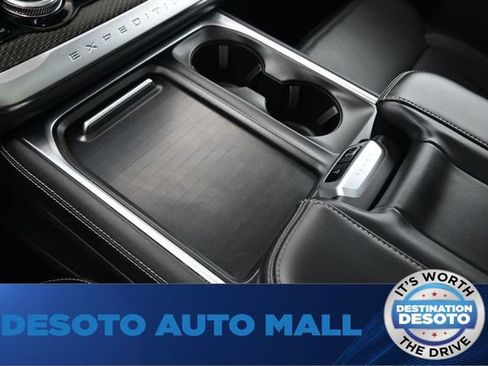 Certified 2025 Ford Expedition Platinum w/ Stealth Appearance Package AWD/4WD image 28