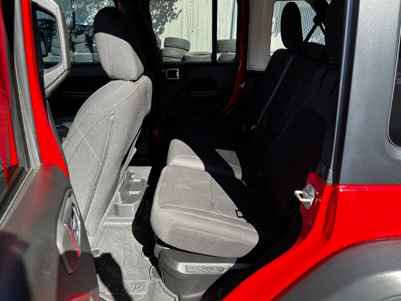Used 2023 Jeep Wrangler Unlimited w/ Cold Weather Group AWD/4WD image 17