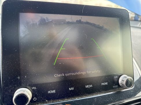 Used 2022 Mitsubishi Eclipse Cross FWD image 11