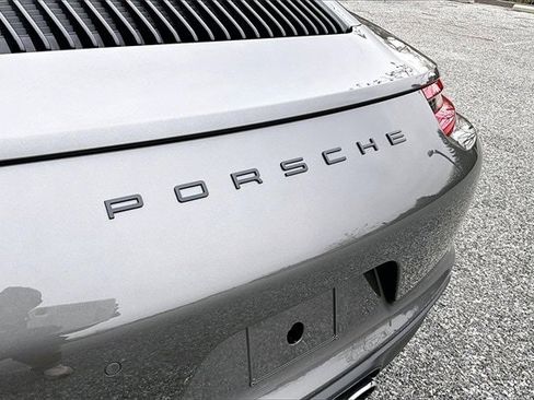 Used 2017 Porsche 911 Carrera 4 image 26