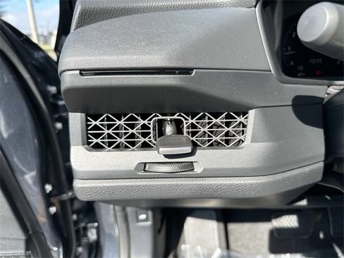 New 2025 Honda Accord SE image 30