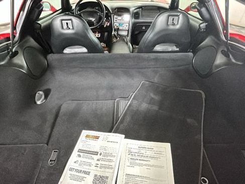 Used 2004 Chevrolet Corvette Coupe RWD image 24