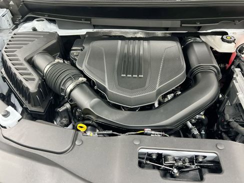 New 2026 Chevrolet Traverse RS w/ LPO, Floor Liner Package image 27