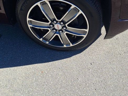 Used 2018 GMC Acadia Denali w/ LPO, Floor Liner Package image 10