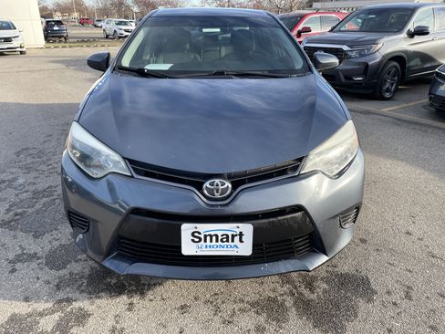 Used 2015 Toyota Corolla LE image 2