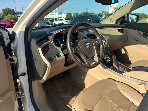 Used 2012 Buick LaCrosse Leather FWD image 10