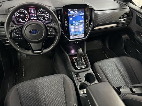 Used 2025 Subaru Forester Premium image 13
