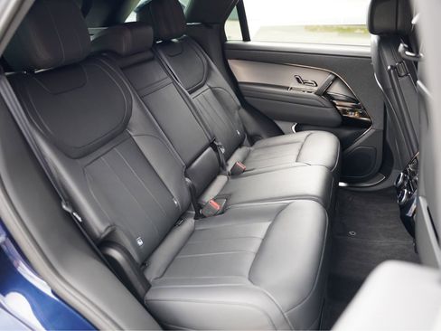 Used 2023 Land Rover Range Rover Sport SE Dynamic image 14