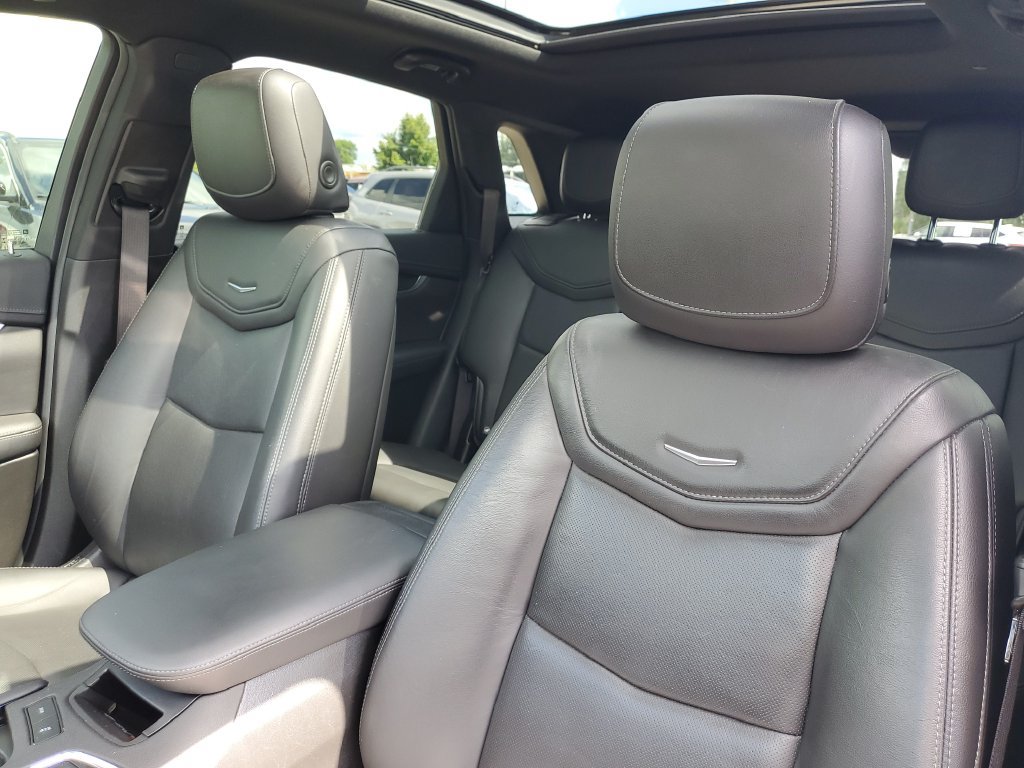 Used 2020 Cadillac XT5 Premium Luxury AWD/4WD image 15