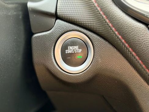 Used 2022 Chevrolet Equinox RS w/ RS Leather Package image 12