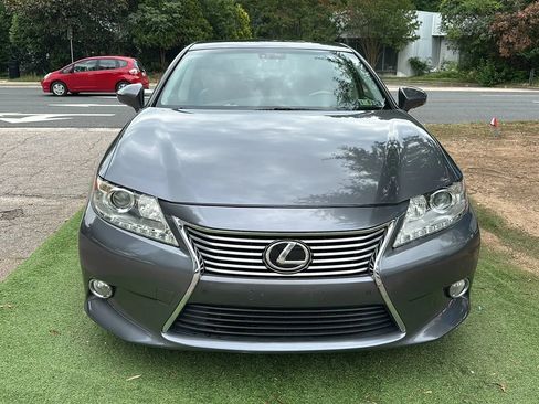 Used 2013 Lexus ES 350 FWD image 2