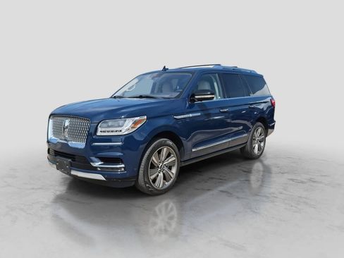 Used 2018 Lincoln Navigator Reserve w/ Technology Package AWD/4WD image 4