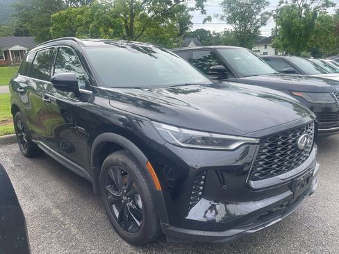 Used 2025 INFINITI QX60 Luxe w/ Black Edition AWD/4WD image 3