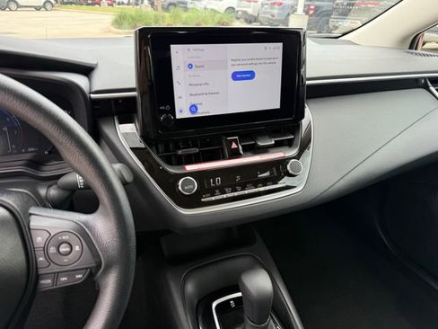 Used 2026 Toyota Corolla LE image 21