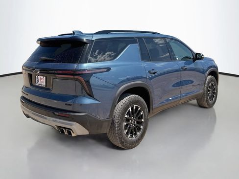 Used 2025 Chevrolet Traverse Z71 w/ Driver Confidence Package AWD/4WD image 7
